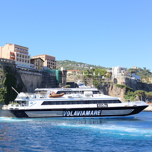 Nave 9